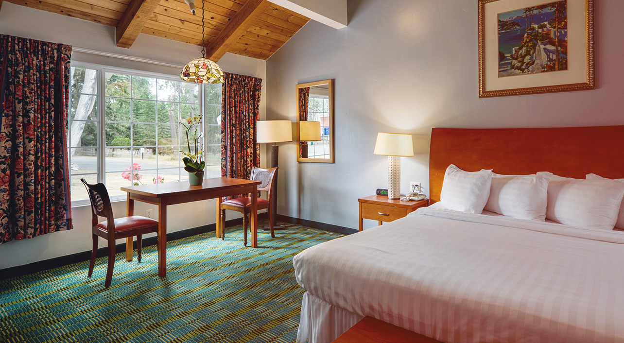 WE OFFER SEVERAL ROOM TYPES AND AMENITIES THAT MAKE GUESTS FEEL AT HOME